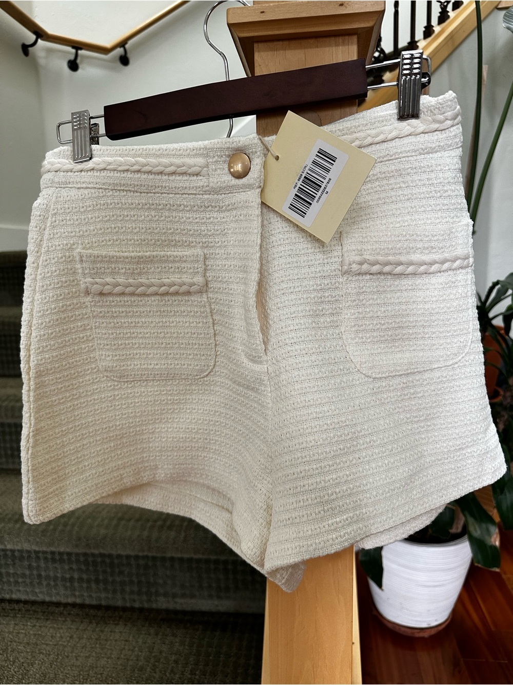 Easy Clothes Cream Textured High-Waist Women's Shorts NWT